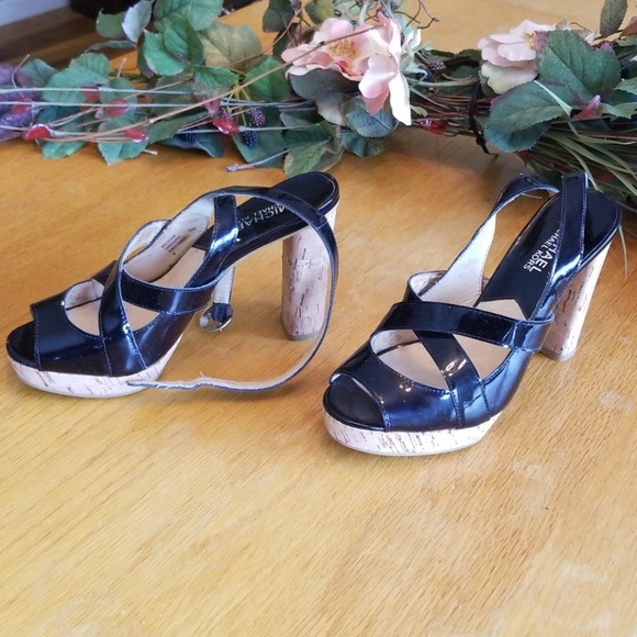 COPY - Womens Michael Kors Heels - Picture 4 of 7